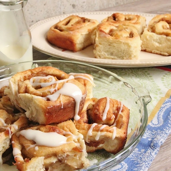 Apple Pie Rolls