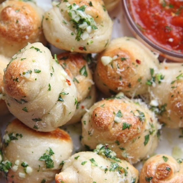 Garlic Knots