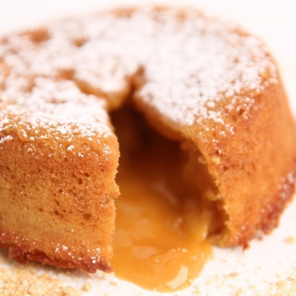 Molten Butterscotch Cakes