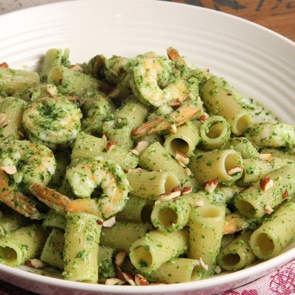 Pasta with Shrimp and Arugula Pesto