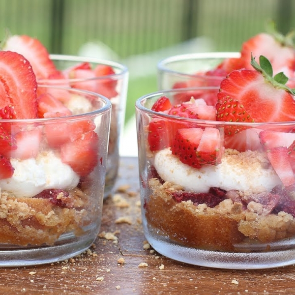 Strawberry and Cream Parfaits